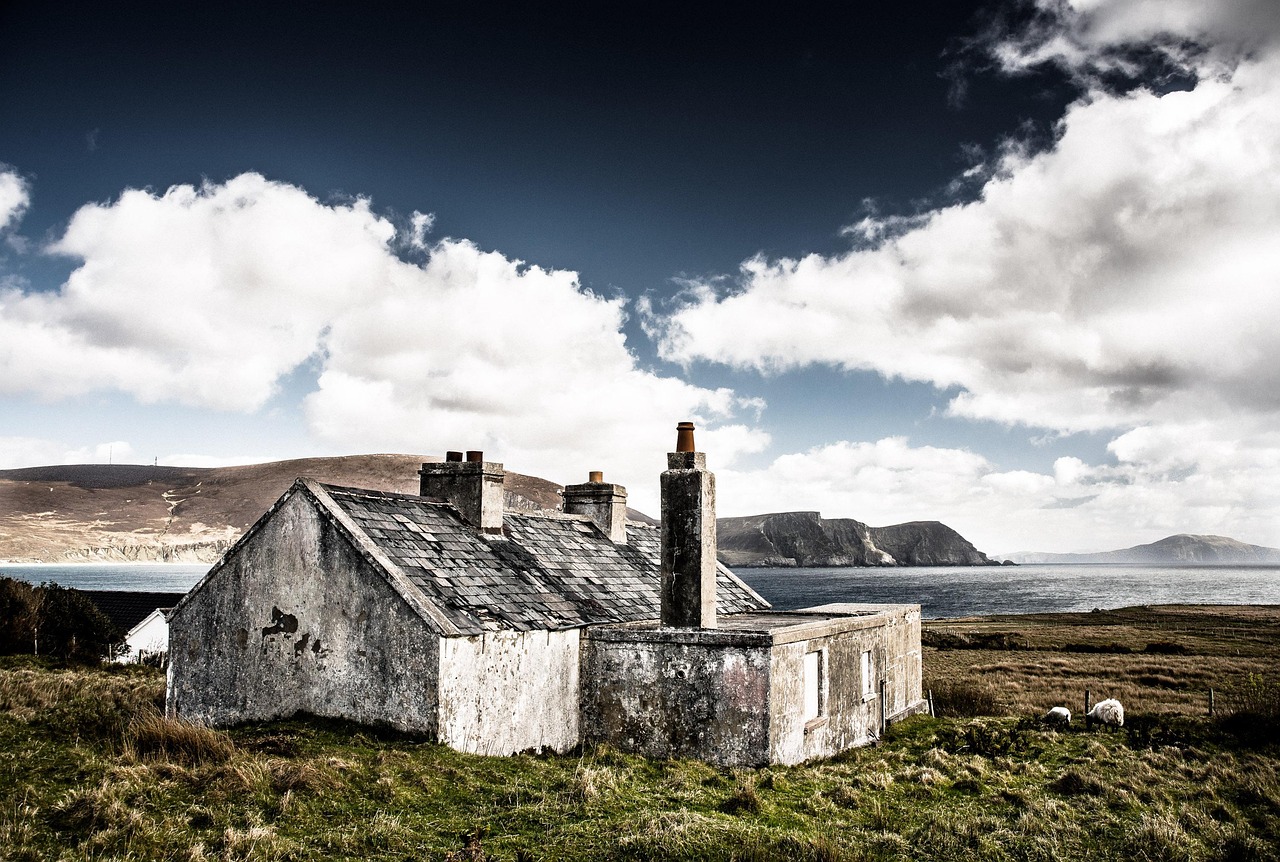 hut, ruins, house, nature, abandoned, ireland, sea, clouds, landscape, lapsed