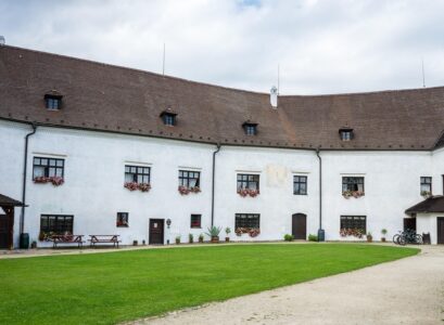 building, roofs, castle, wood shingles, bohemia, facade, the sudetenland, czech republic, europe, middle ages, historical, landmark, monument, tourism, architecture, nové hrady, nove hrady, burr, south bohemia, shingles
